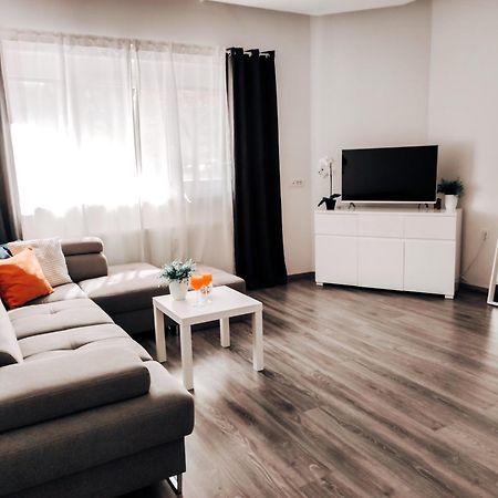 Apartment Kino Любляна Экстерьер фото